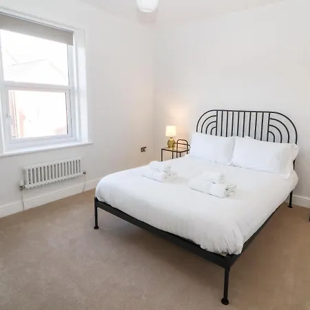 33 Colville Street *
