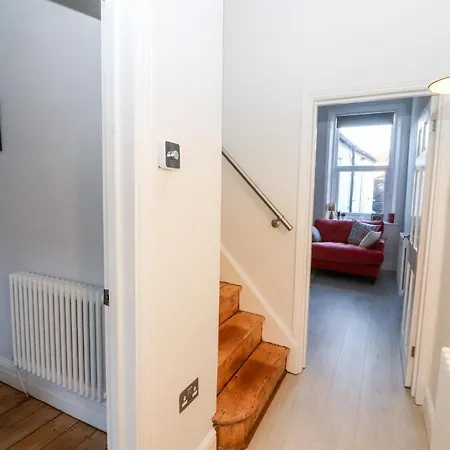 Дом отдыха 33 Colville Street *